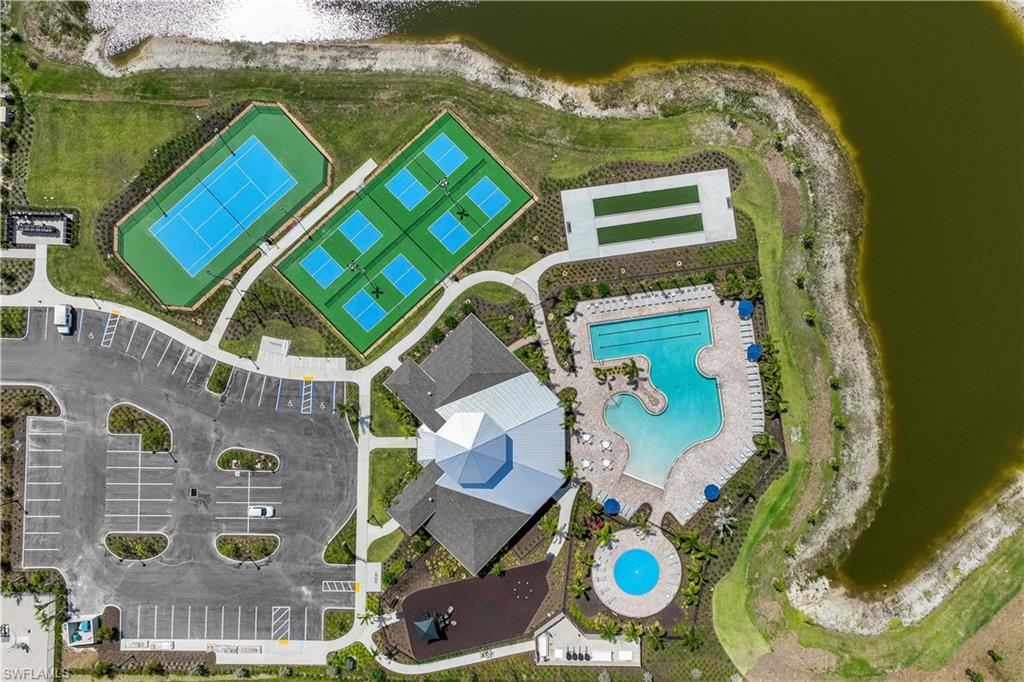 CORAL BAY - Residential