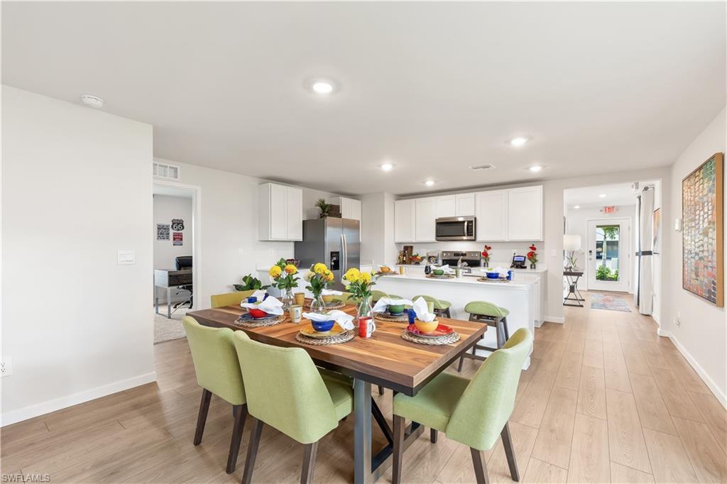 CORAL BAY - Residential