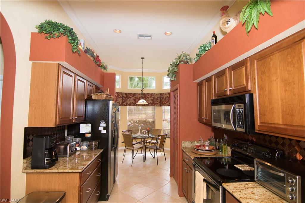 CROSS CREEK ESTATES - Residential