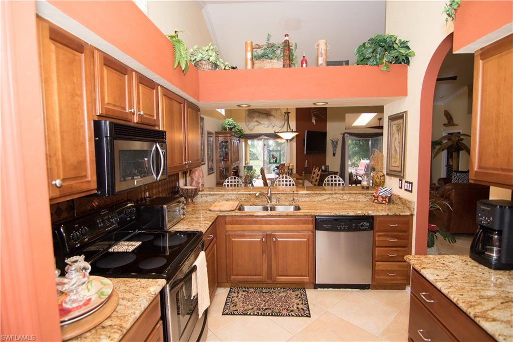 CROSS CREEK ESTATES - Residential