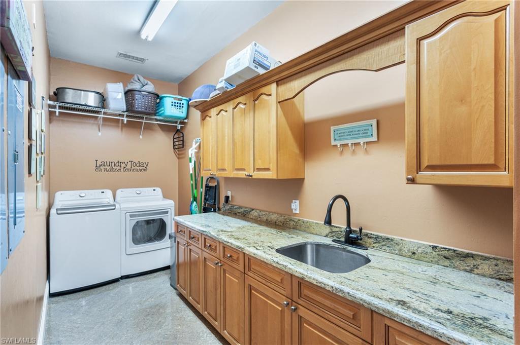 GOLDEN GATE ESTATES - Residential