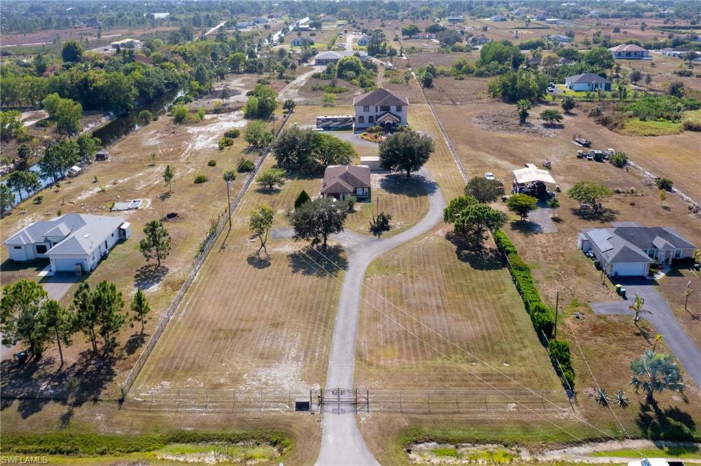 GOLDEN GATE ESTATES - Residential