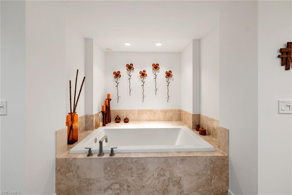 MORAYA BAY - Residential