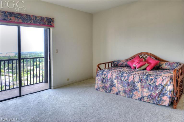 Pointe Royale - Residential