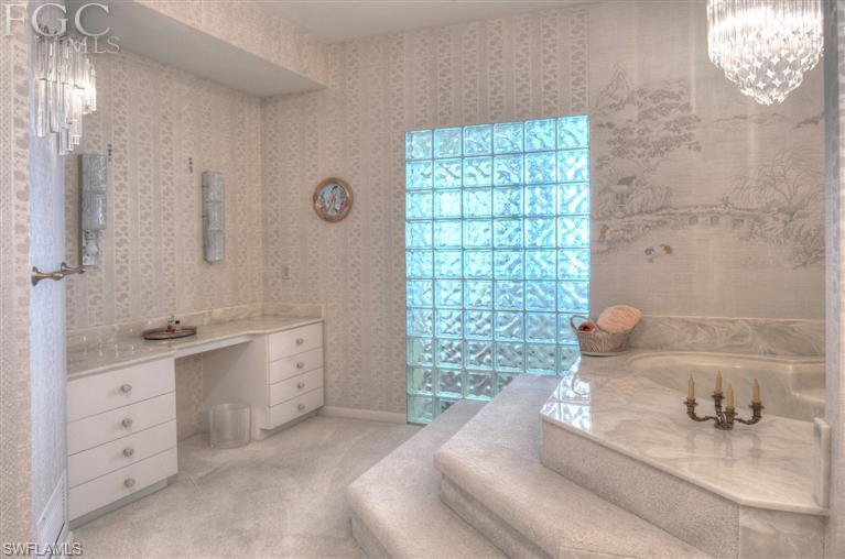 Pointe Royale - Residential