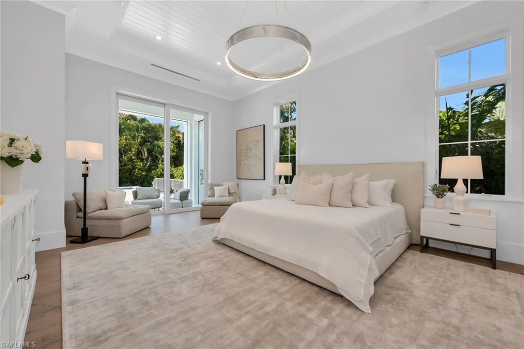 PARK SHORE - Residential