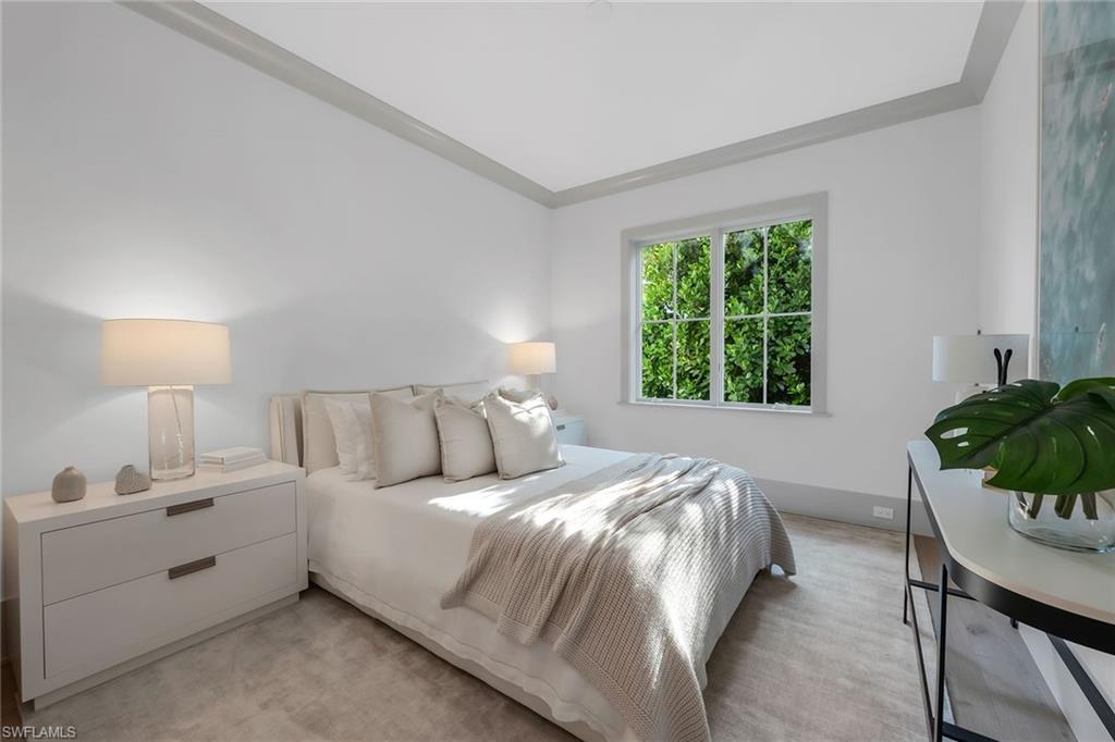 PARK SHORE - Residential