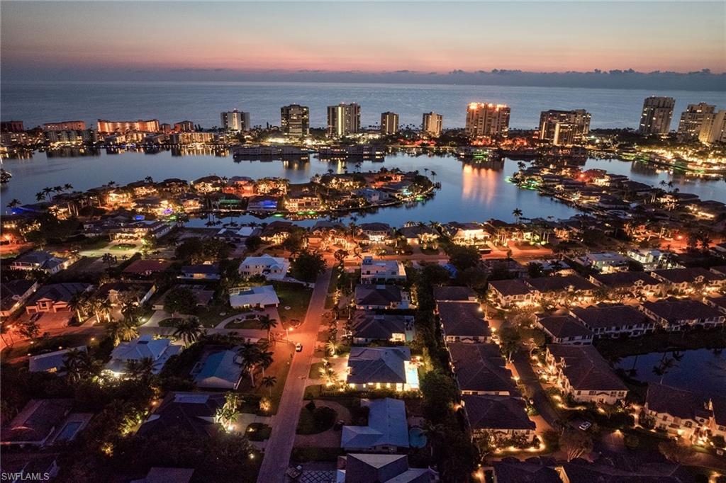 PARK SHORE - Residential