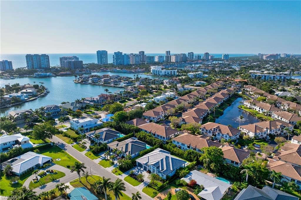 PARK SHORE - Residential