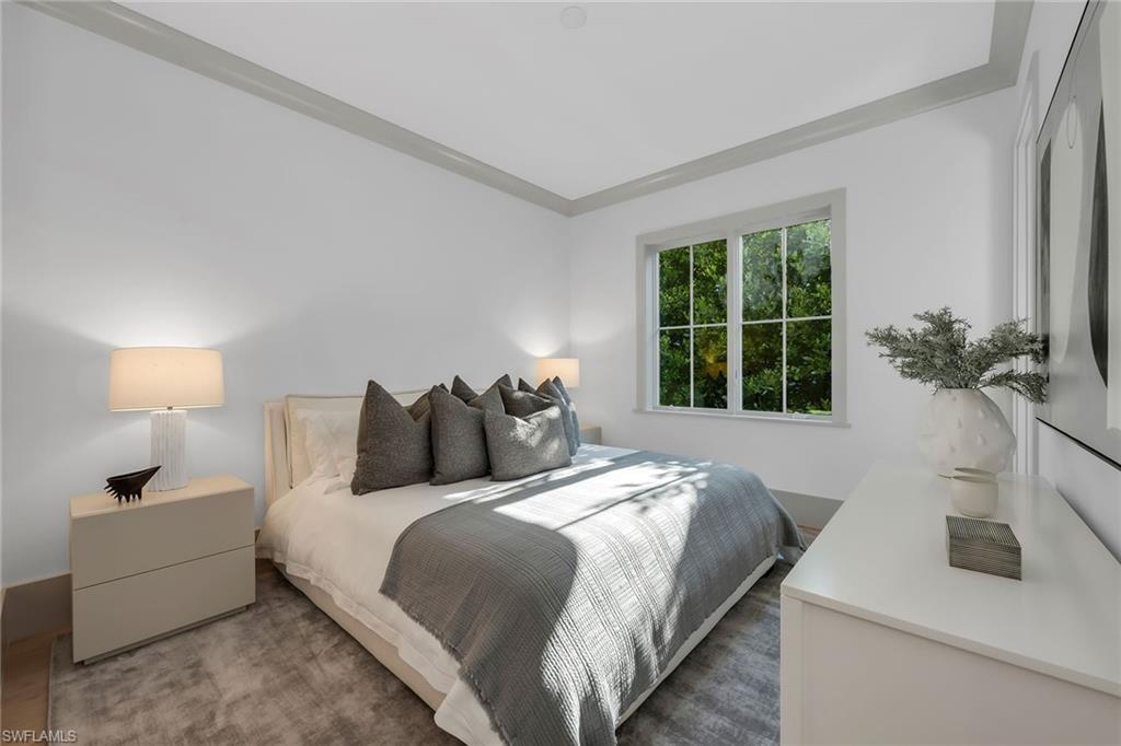 PARK SHORE - Residential