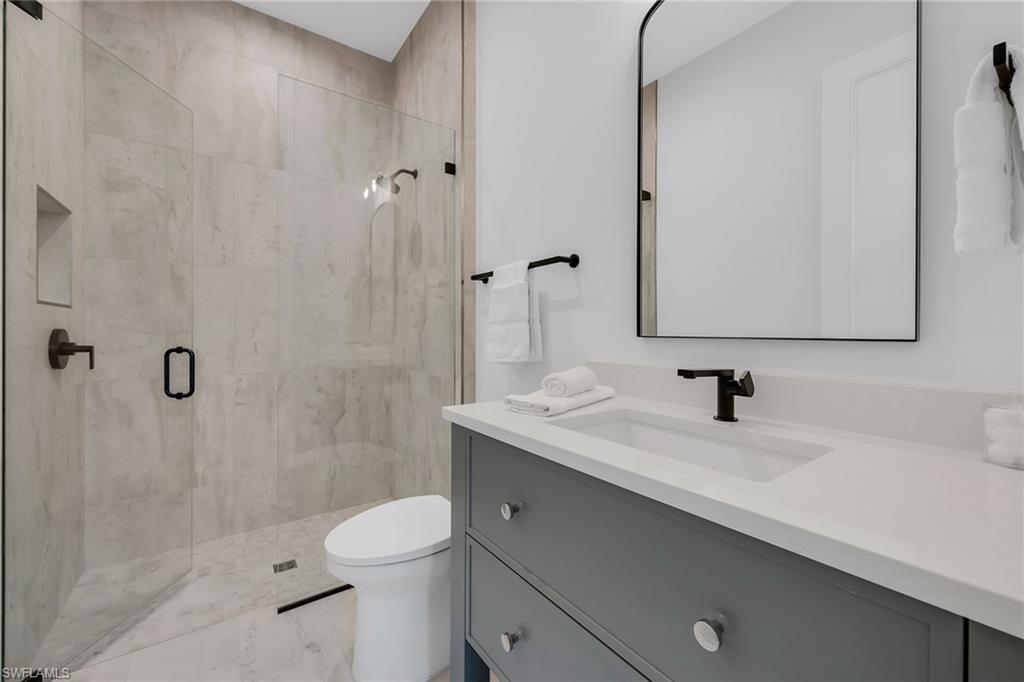 PARK SHORE - Residential