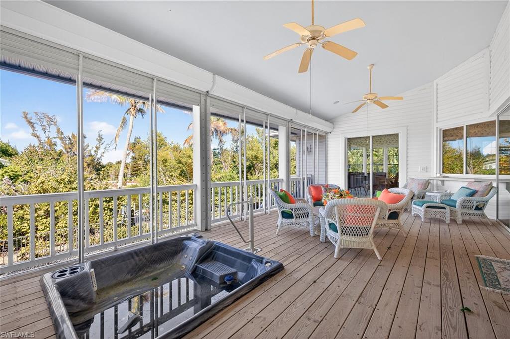 CALOOSA SHORES - Residential