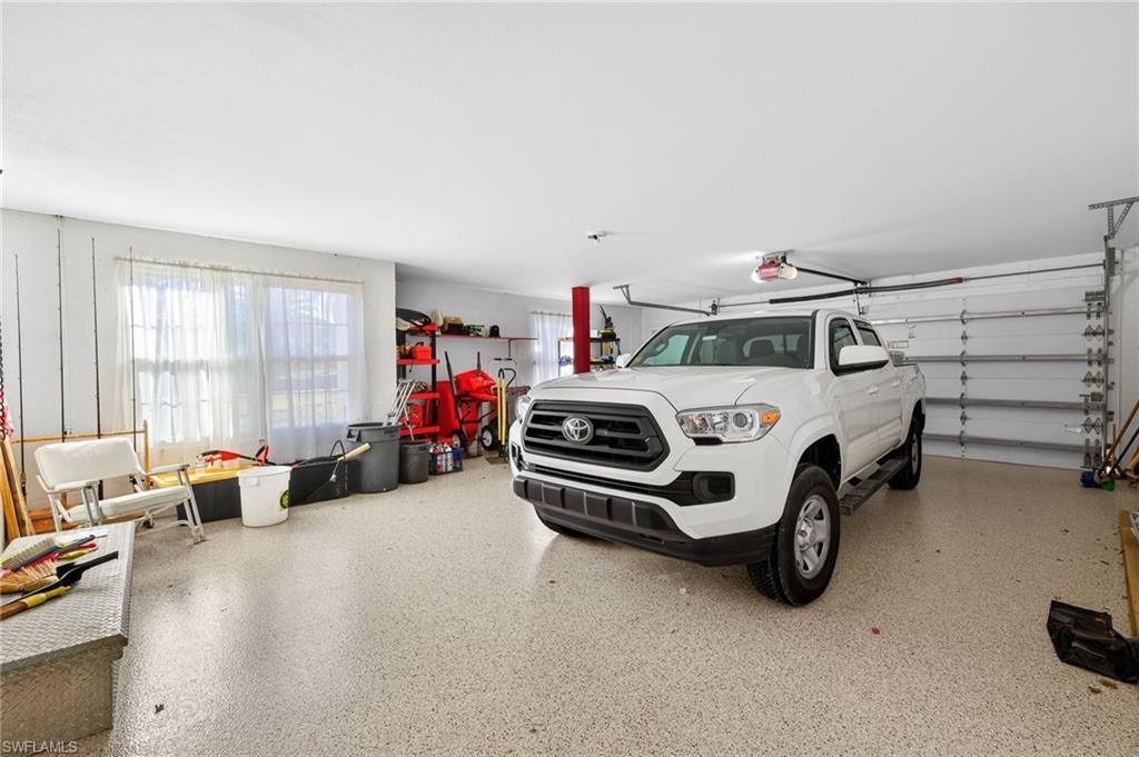 CALOOSA SHORES - Residential