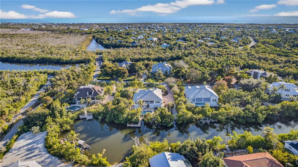 CALOOSA SHORES - Residential