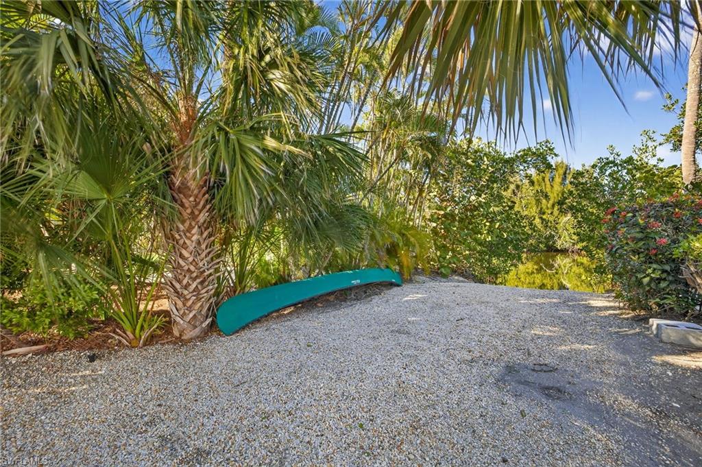 CALOOSA SHORES - Residential