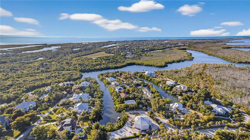 CALOOSA SHORES - Residential
