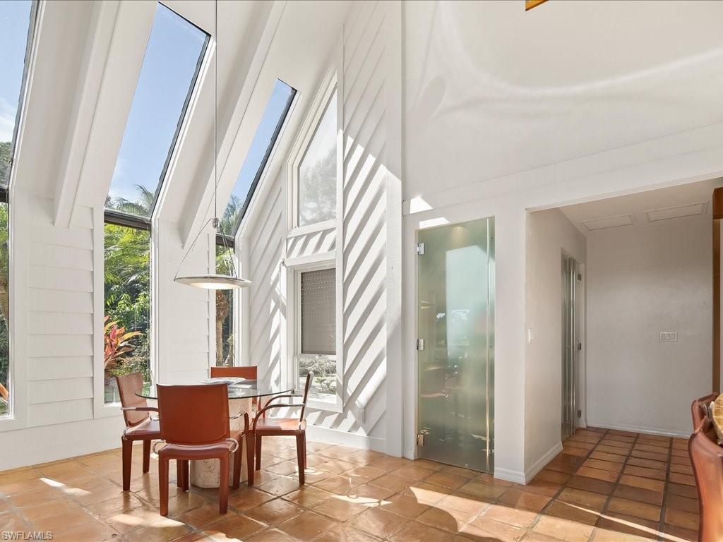 PINE RIDGE - Residential