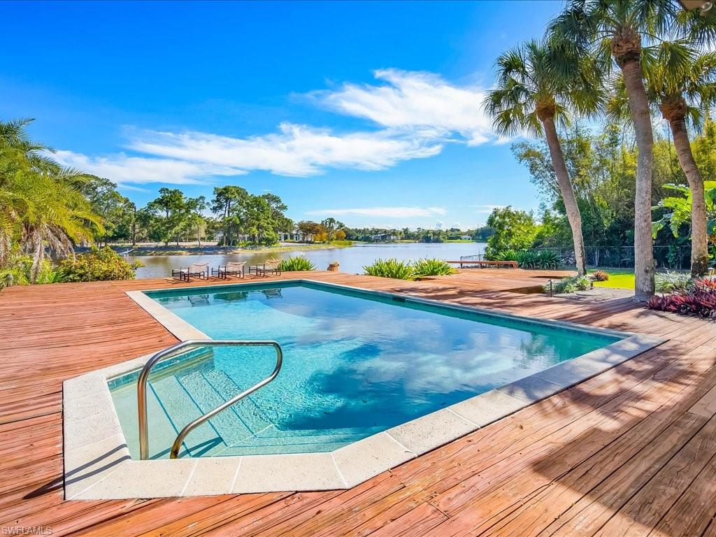 PINE RIDGE - Residential