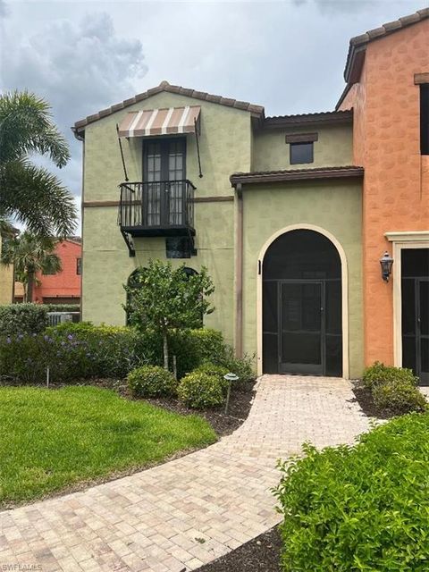 Townhouse in FORT MYERS FL 11852 Tulio WAY.jpg