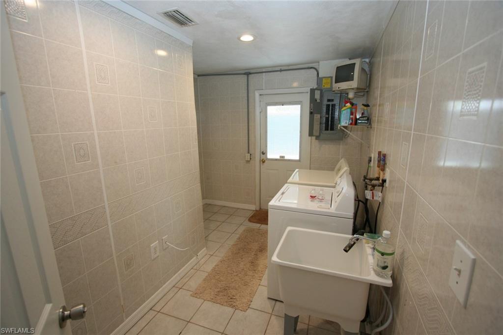 NATOMA PARK - Residential