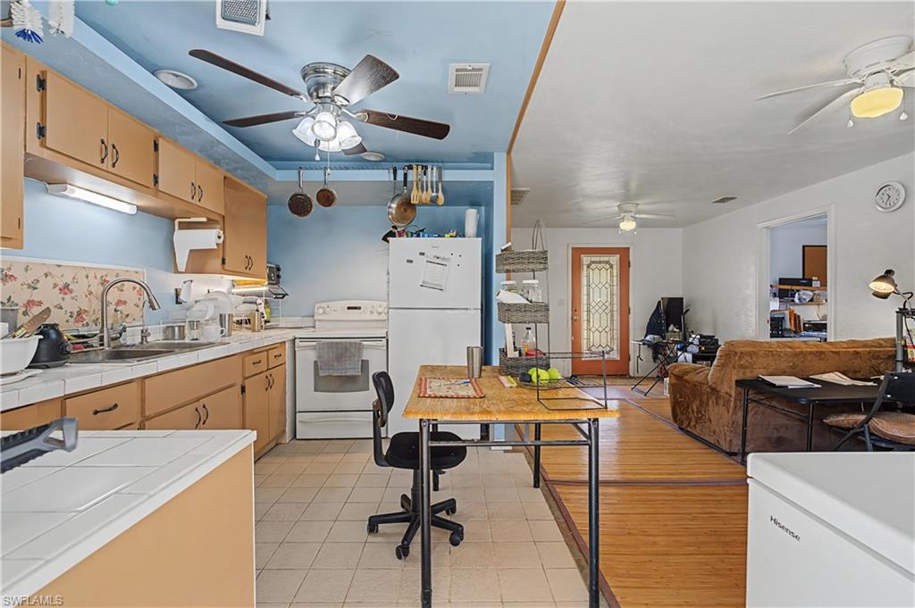 NORTH FORT MYERS - Residential