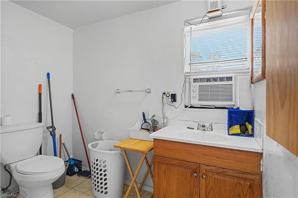 NORTH FORT MYERS - Residential