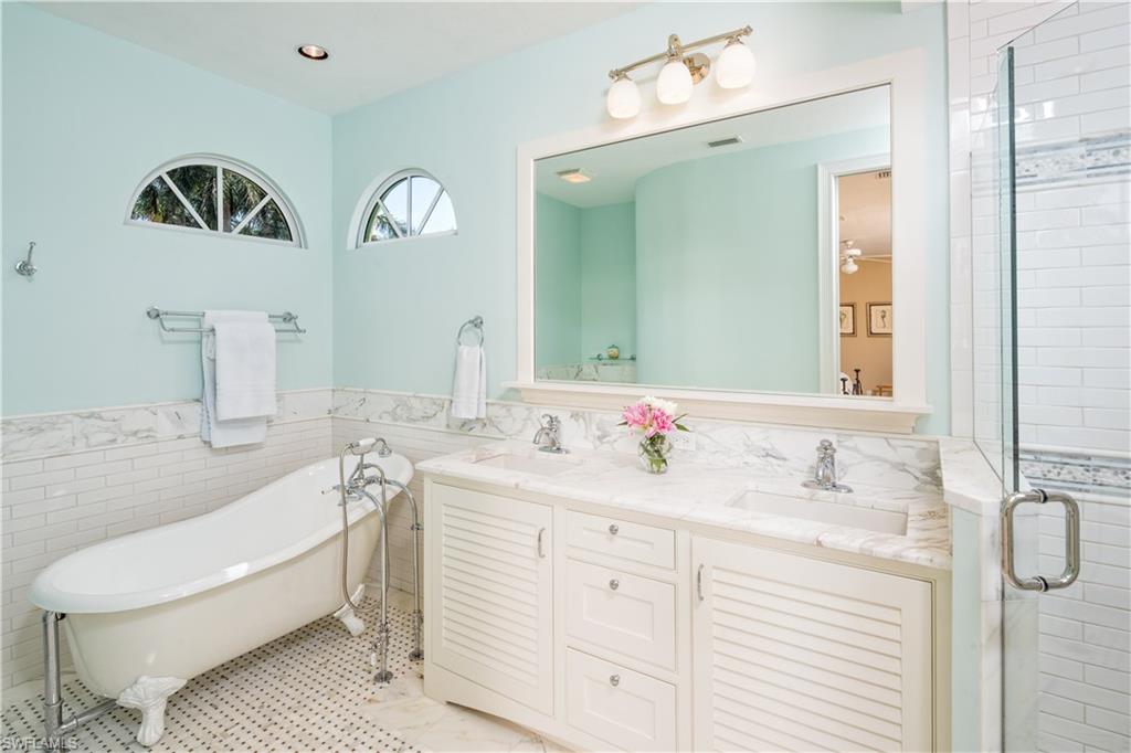 VIZCAYA AT BAY COLONY - Residential