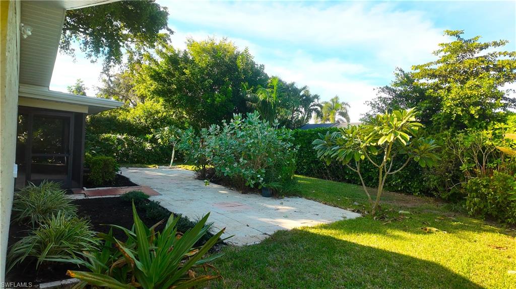 LAKEWOOD - Residential