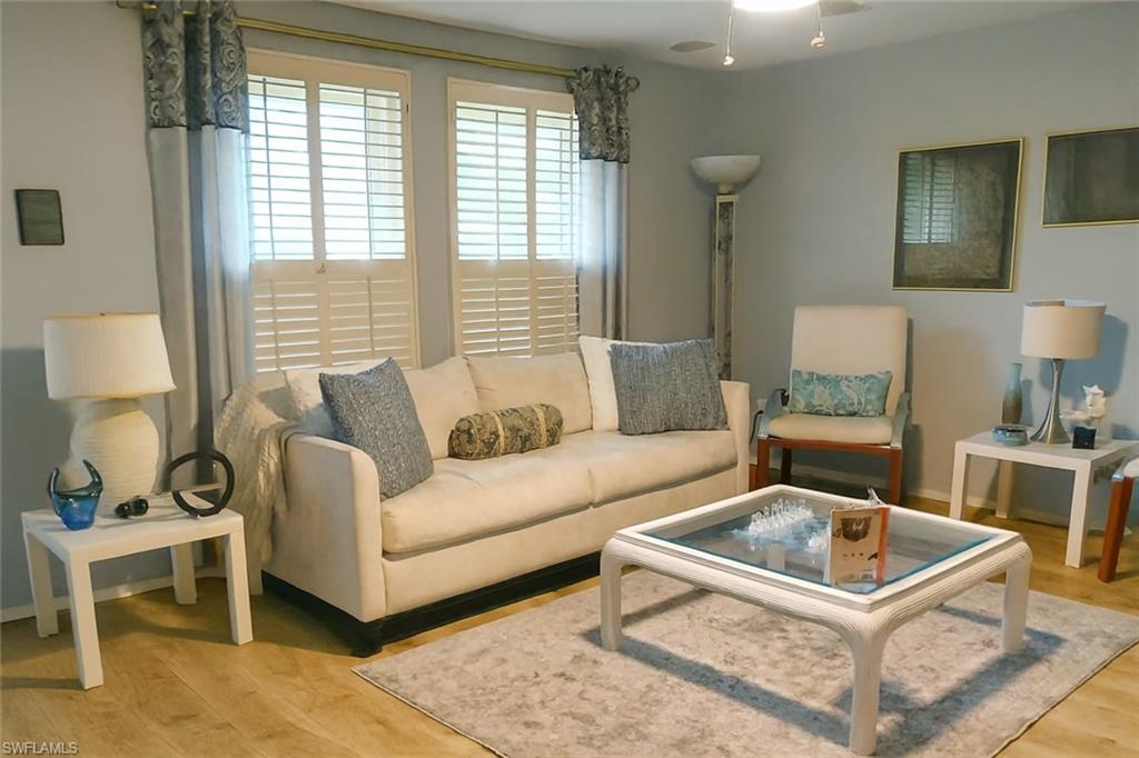 LAKEWOOD - Residential