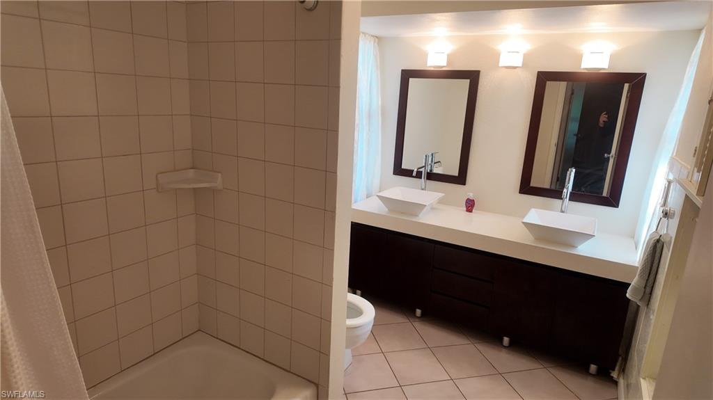 LAKEWOOD - Residential