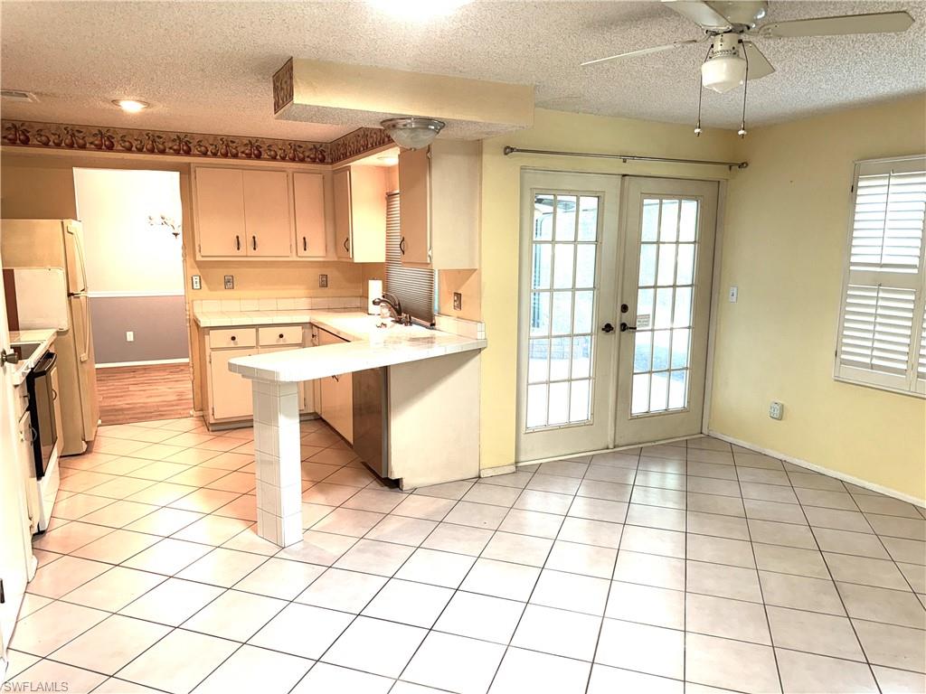 LAKEWOOD - Residential