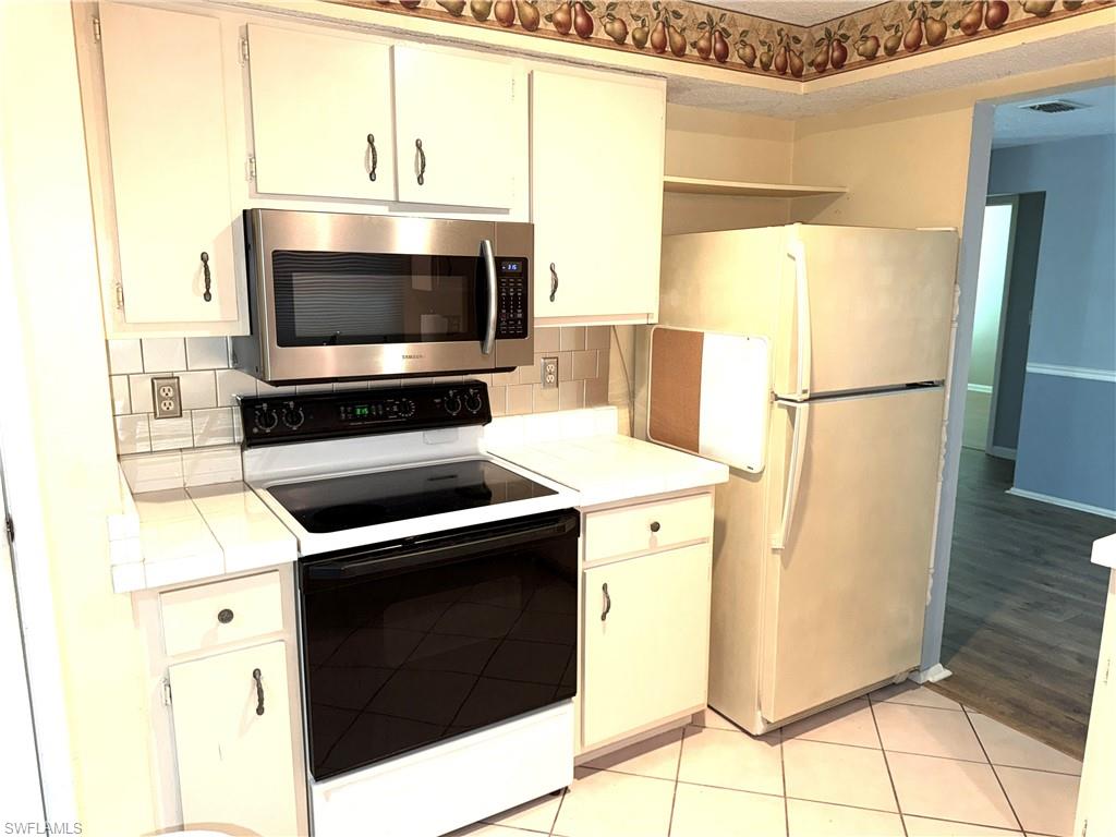 LAKEWOOD - Residential