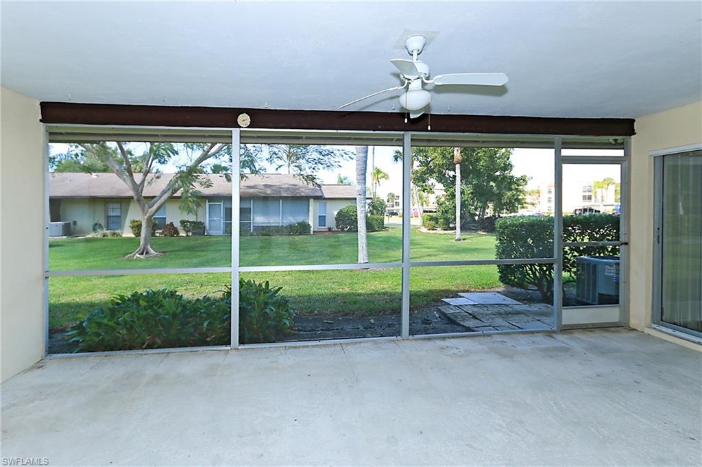 LAKEWOOD VILLAS - Residential