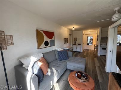 SUNNY TRAIL HEIGHTS - Residential Lease