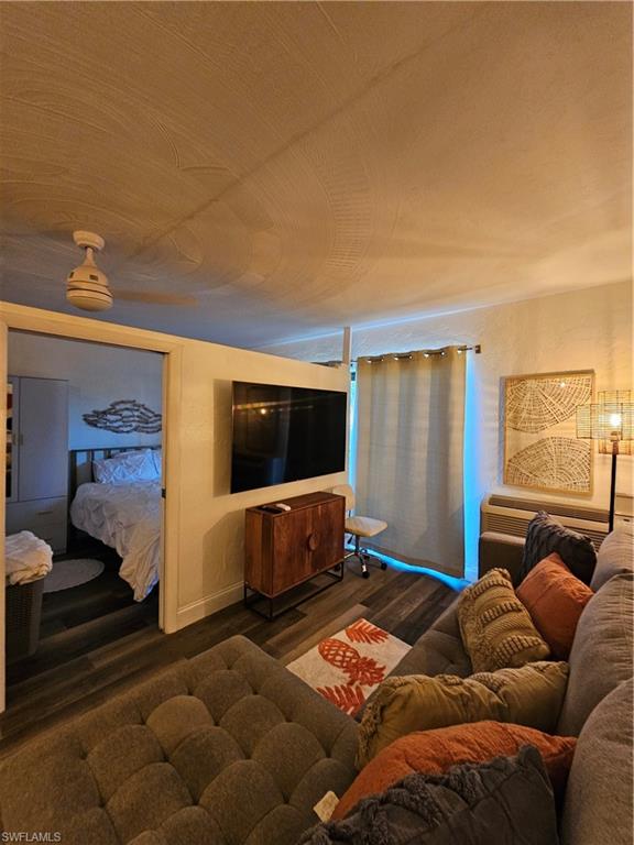 SUNNY TRAIL HEIGHTS - Residential Lease