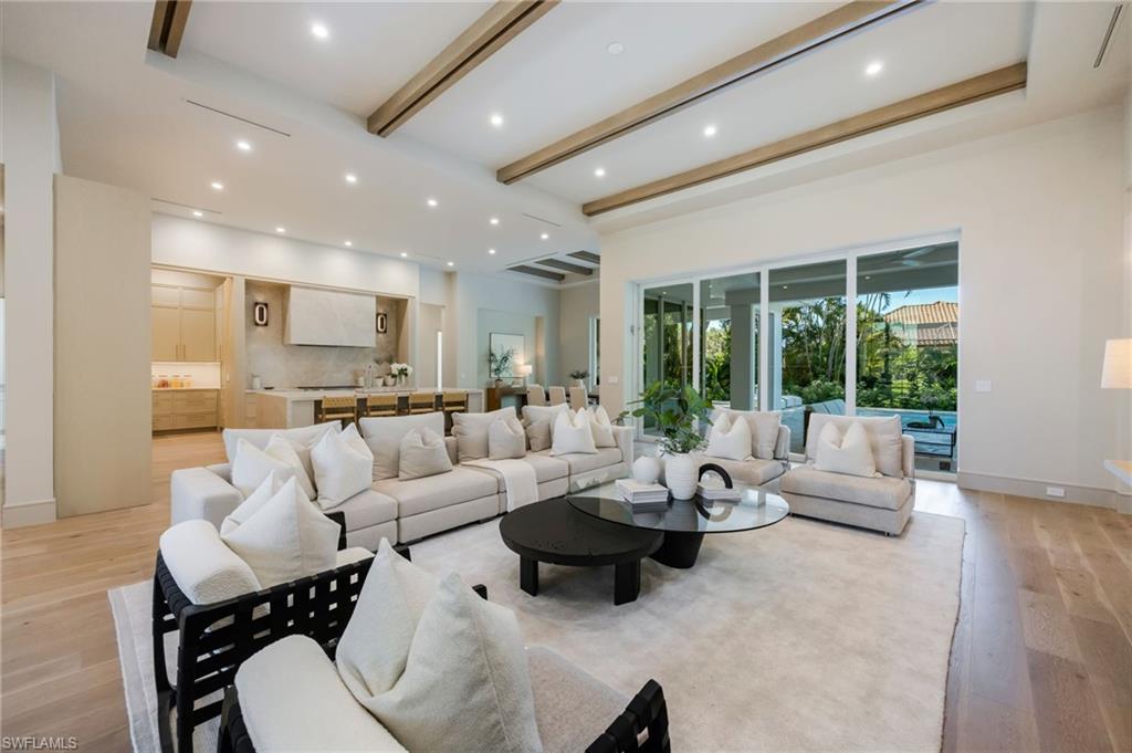 PARK SHORE - Residential