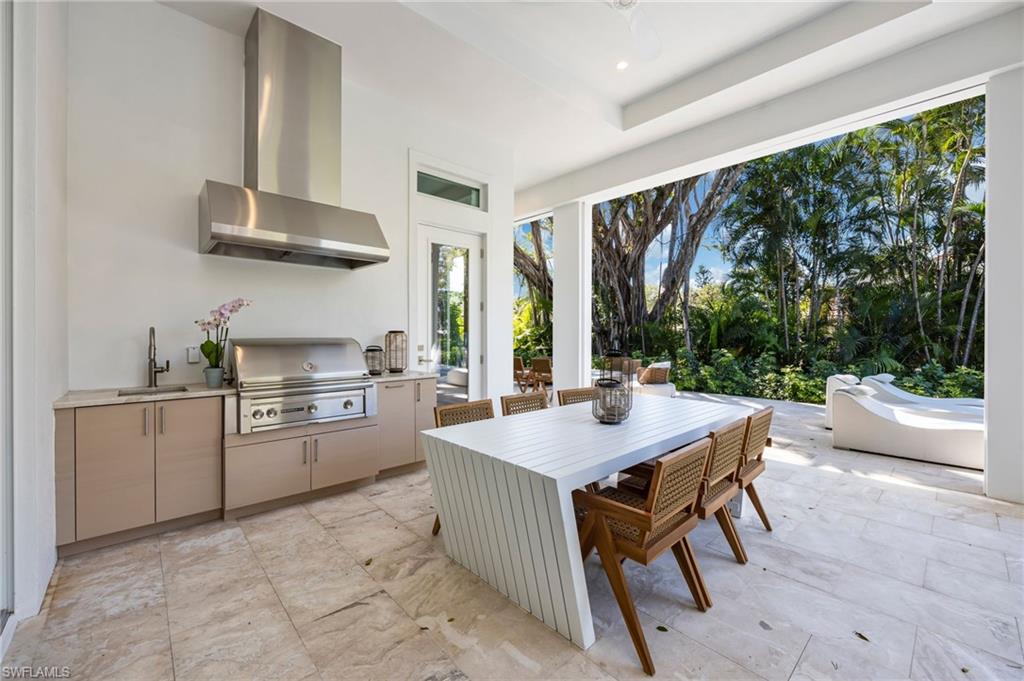 PARK SHORE - Residential