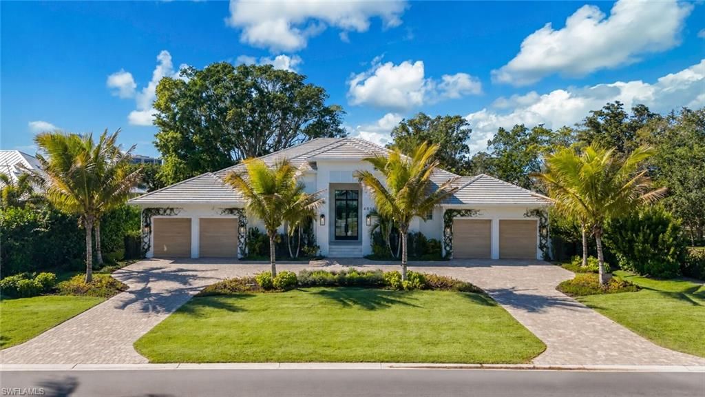 Photo of 4851 Crayton RD, NAPLES, FL 34103 (MLS # 225083050)
