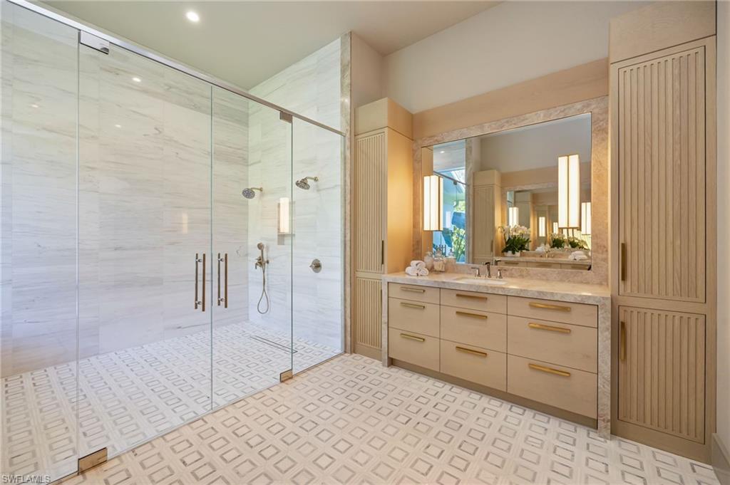 PARK SHORE - Residential