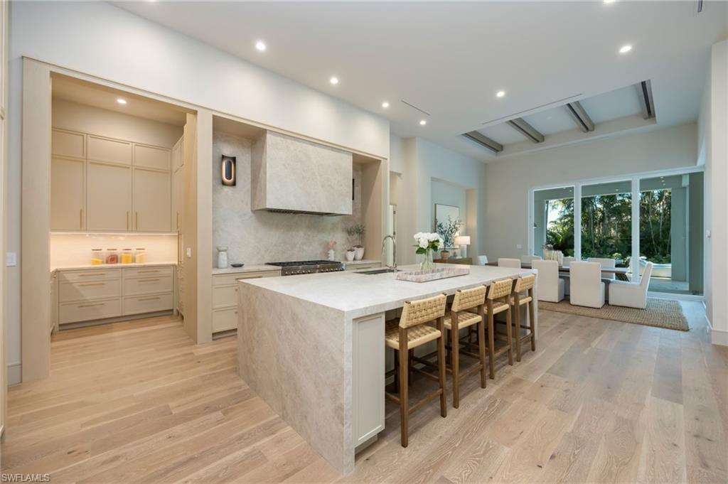 PARK SHORE - Residential