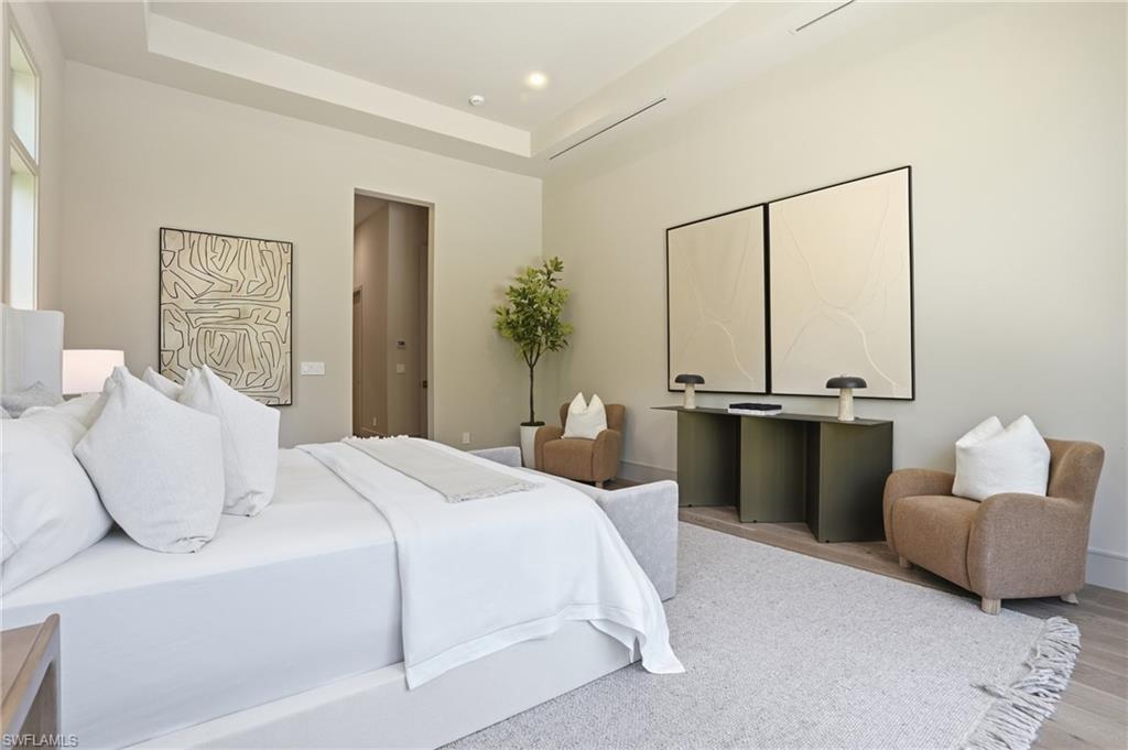 PARK SHORE - Residential