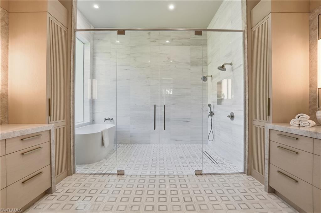 PARK SHORE - Residential