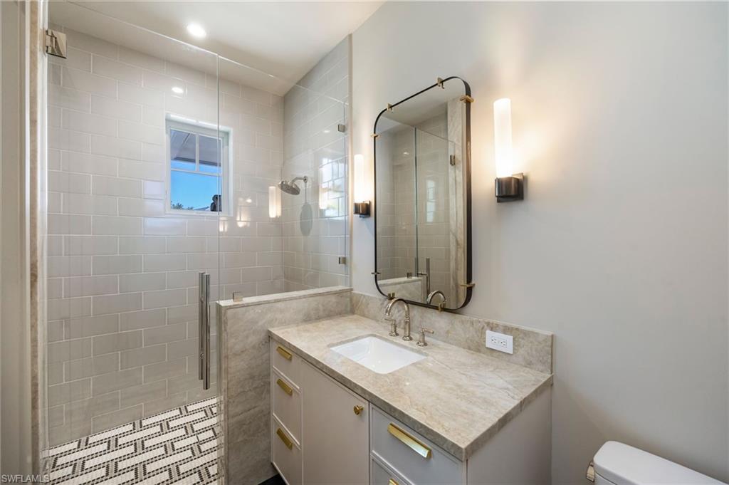 PARK SHORE - Residential