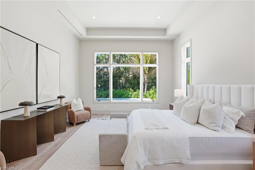 PARK SHORE - Residential