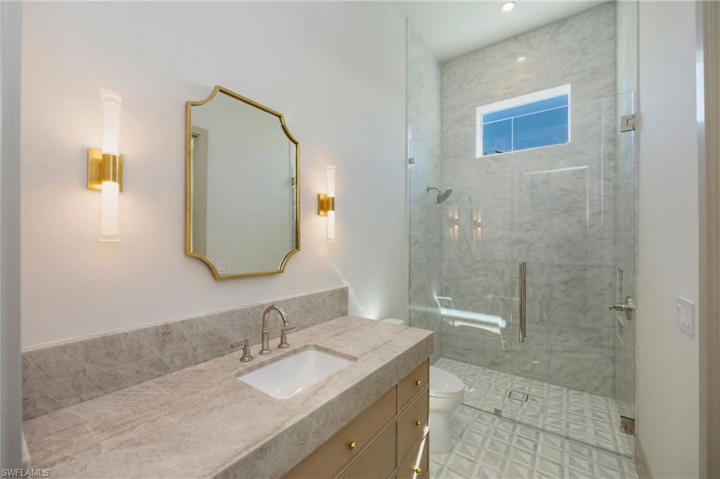 PARK SHORE - Residential