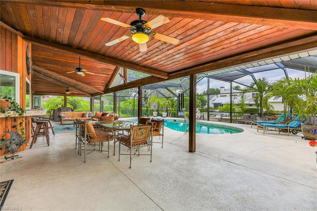 QUARTERDECK COVE - Residential