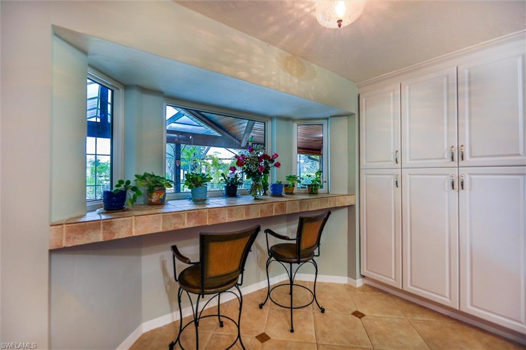 QUARTERDECK COVE - Residential