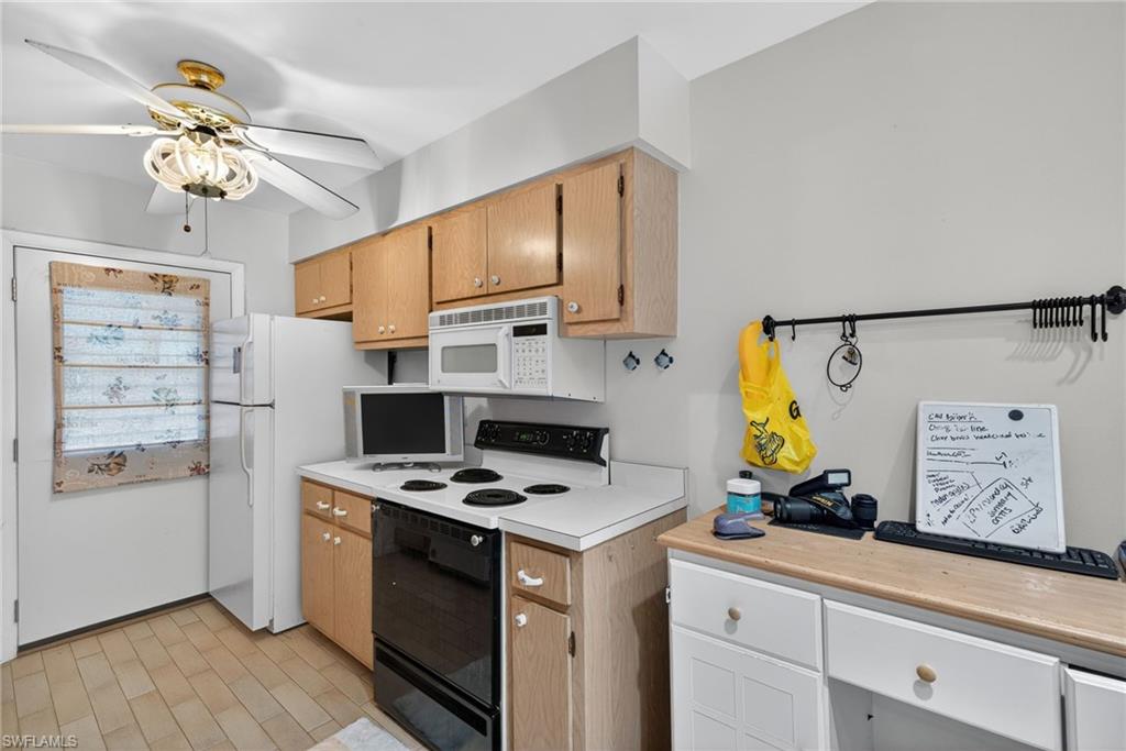 VICTORIA MANOR CONDO - Residential