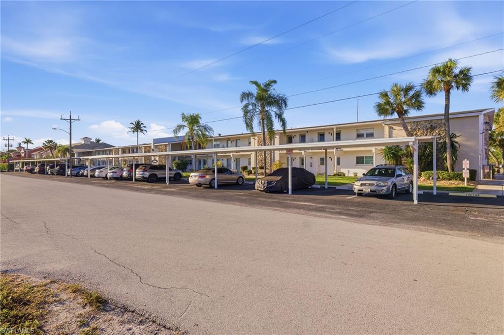 VICTORIA MANOR CONDO - Residential