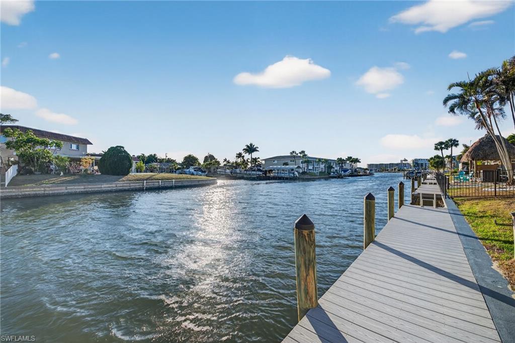 VICTORIA MANOR CONDO - Residential